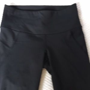 Athleta womens activewear run workout yoga fitness capri leggings black size XSP